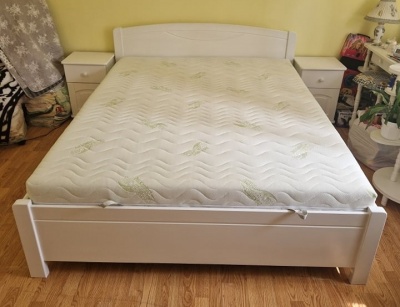 Fanni + 10 cm-mel magas�tott Francia�gy - felnyithat� kivitel! - 140x200 cm, 160x200 cm, �s 180x200 cm - b�kk (kem�nyfa) kivitelben - nagy teherb�r�s�, massz�v!  - feh�r sz�nben, most 50 % kedvezm�nnyel!- aj�nd�k memory kisp�rn�val!