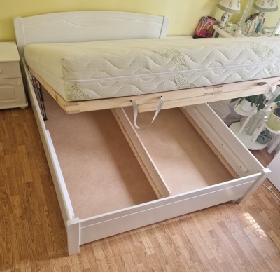 Fanni + 10 cm-mel magas�tott Francia�gy - felnyithat� kivitel! - 140x200 cm, 160x200 cm, �s 180x200 cm - b�kk (kem�nyfa) kivitelben - nagy teherb�r�s�, massz�v!  - feh�r sz�nben, most 50 % kedvezm�nnyel!- aj�nd�k memory kisp�rn�val!
