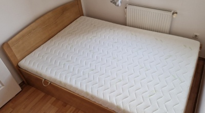 Fanni 140x200 cm, oldalr�l felnyithat� Francia�gy - nagy teherb�r�s�, massz�v! -   b�kk kivitelben - Mogyor� p�col�ssal - Most 30 % kedvezm�nnyel!