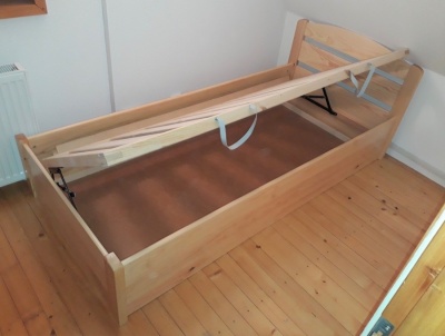 Zaf�r 90x200 cm, felnyithat� hever� - nagy teherb�r�s�, massz�v! - selyemf�ny� lakkoz�ssal - most 30 % kedvezm�nnyel!- most aj�nd�k kisp�rn�val! 