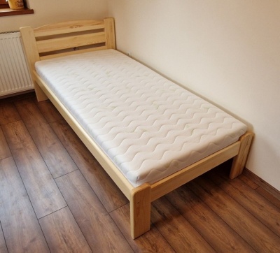 Zaf�r - 90x200 cm - EXTRA - nagy teherb�r�s� hever�, �gyr�ccsal -t�m�r, borovi feny�, lakkozott kivitelben - most 40 % kedvezm�nnyel!