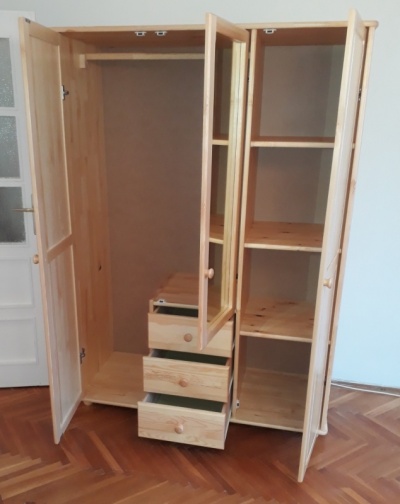 3 ajt�s, 3 fi�kos - t�kr�s, akaszt�s-polcos kivitel� szekr�ny - most 30 % kedvezm�nnyel! 3-f�le sz�nben! - t�m�r, borovi feny�, sz�p kivitel! - akci�!